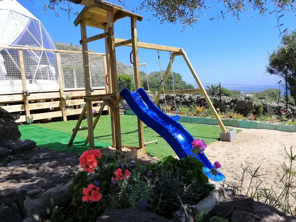 B&B Glamping Semaforo Capo Sperone SantʼAntìoco Bed & Breakfast